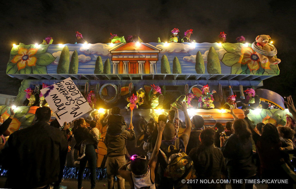 Krewe of Athena 2017 rolls down Metairie route: See photos